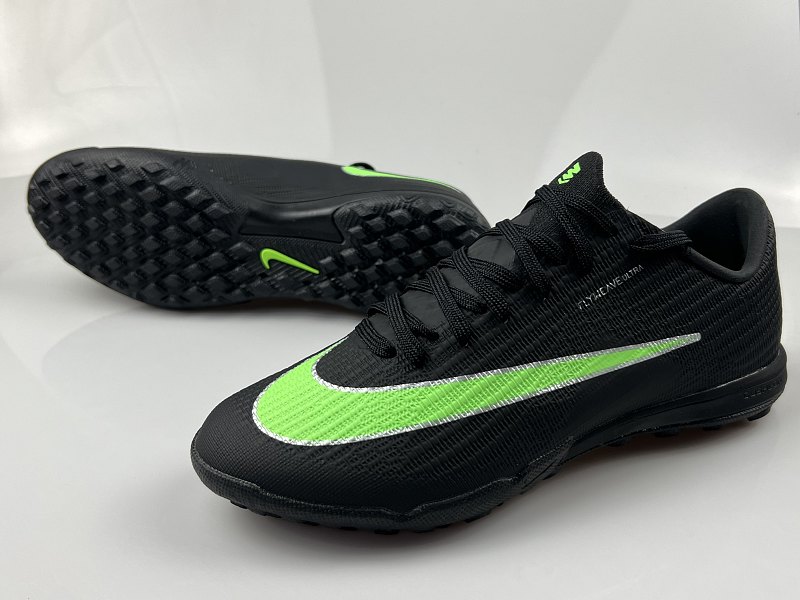 （到货36-45）耐克刺客十七代内置全气垫防水梭织草钉MD底足球鞋Nike Air Zoom Mercurial Vapor XVI Elite TF36-45