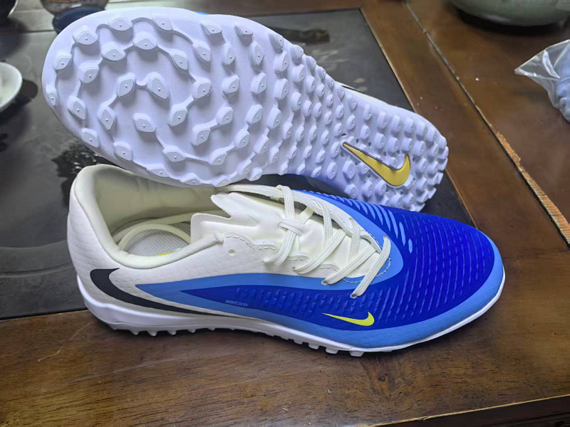 （到货36-45）耐克低帮幻影GX III双层防水鱼丝全针织碎钉足球鞋Nike Phantom GX III Elite TF36-45