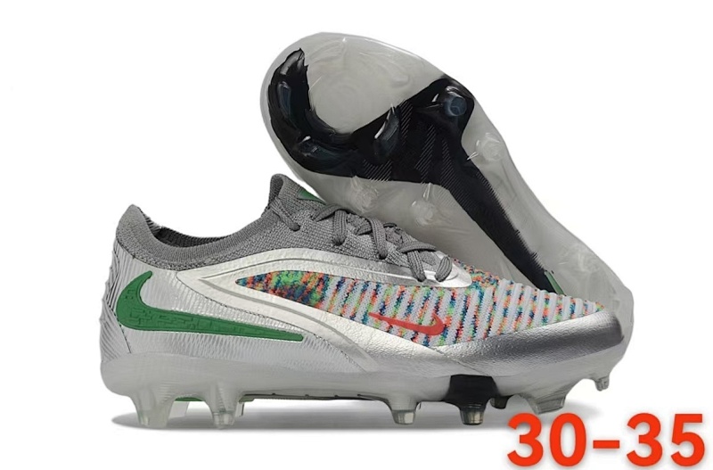 Kids' Nike Phantom GX3 Football Boots30-35