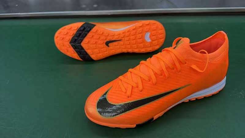 （到货35-45）耐克刺客16代全气垫防水针织碎钉足球鞋Nike Air Zoom Mercurial Vapor XV Elite FG35-45