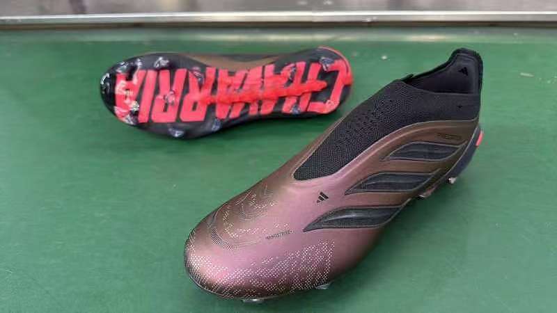 （到货39-45）阿迪达斯猎鹰26代全针织超A无鞋带FG足球鞋adidas 26 Predator Elite LL FG 39-45