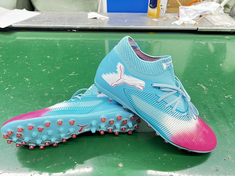 （到货39-45）Puma FUTURE 8 ULTIMATE FG 39-45