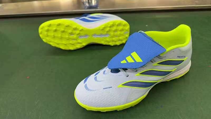 （到货39-45）阿迪达斯猎鹰26全针织有鞋带高帮FG足球鞋PREDATOR ACCURACY FG BOOTS 39-45