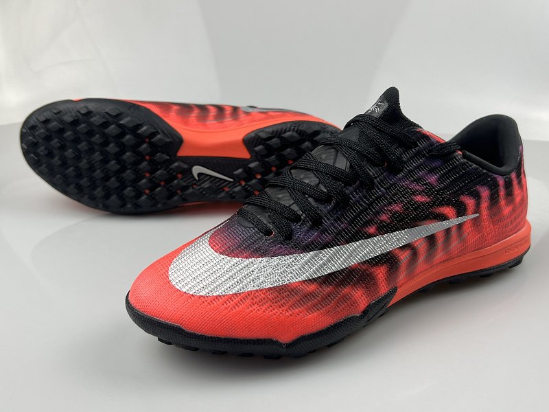（到货36-45）耐克刺客十七代内置全气垫防水梭织草钉MD底足球鞋Nike Air Zoom Mercurial Vapor XVI Elite TF36-45