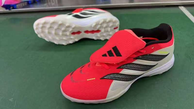 （到货39-45）阿迪达斯猎鹰26全针织有鞋带高帮FG足球鞋PREDATOR ACCURACY FG BOOTS 39-45