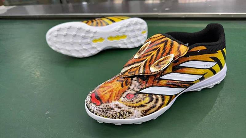（到货39-45）阿迪达斯猎鹰26代针织反舌 滴塑鞋面 SG足球鞋Adidas 26 Predator Elite Tongue SG SIZE：39-45